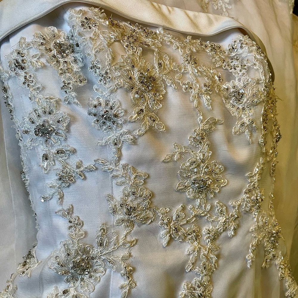 *additional photos* David’s Bridal white strapless beaded wedding gown size 8